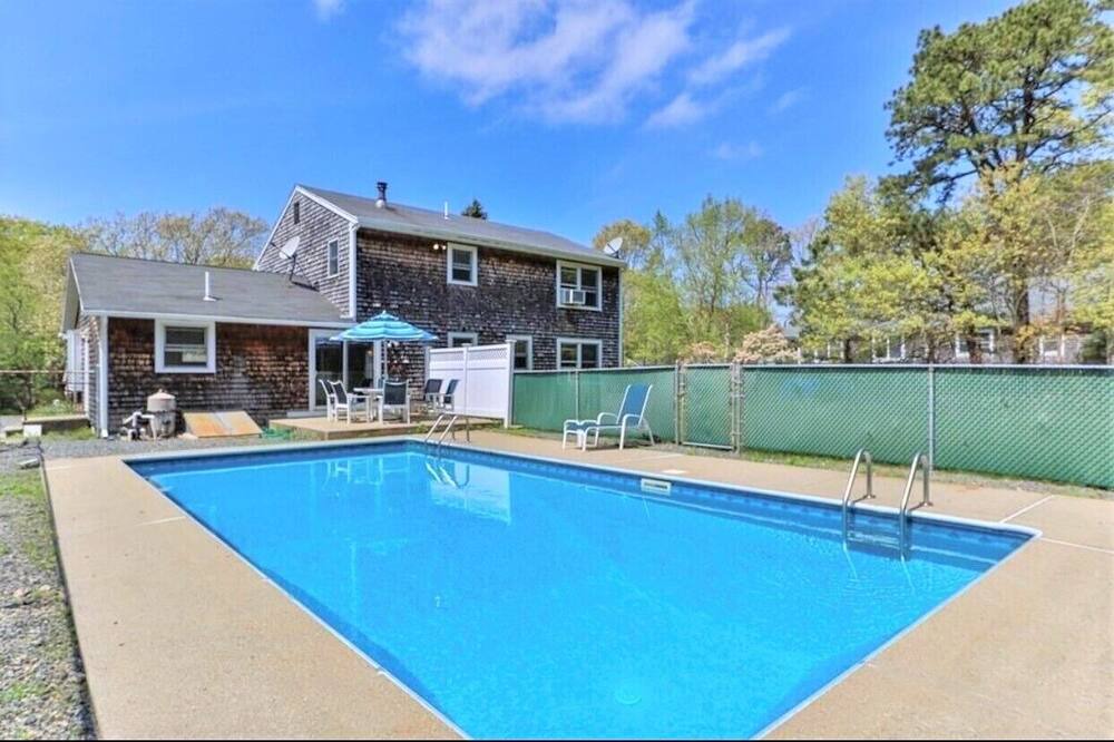 Photo of Outdoor in Sandwich