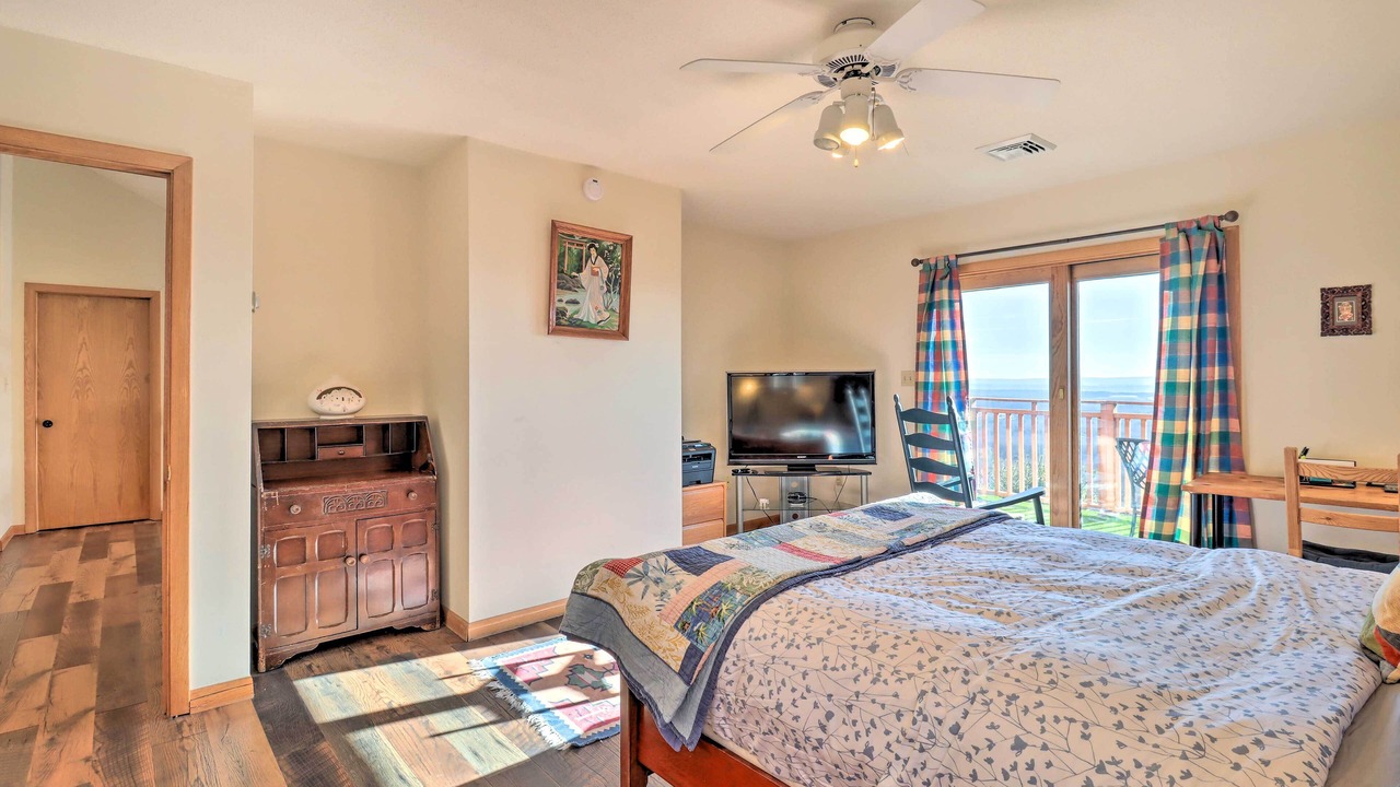 Photo of Others in Jonas