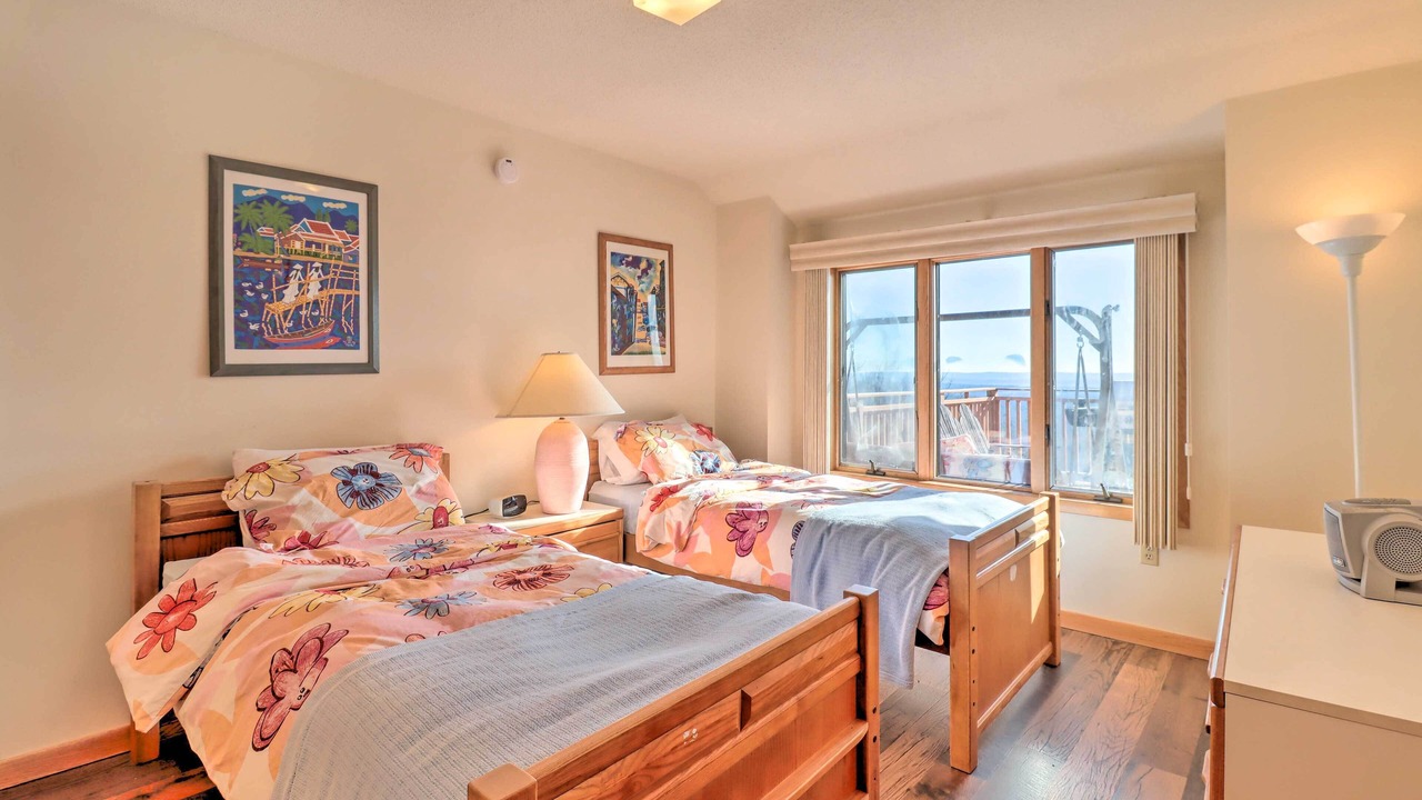 Photo of Others in Jonas