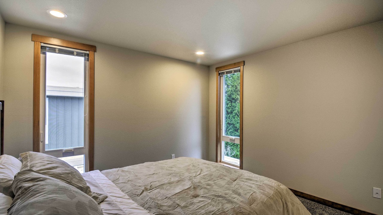 Photo of Bedroom in Edgewood