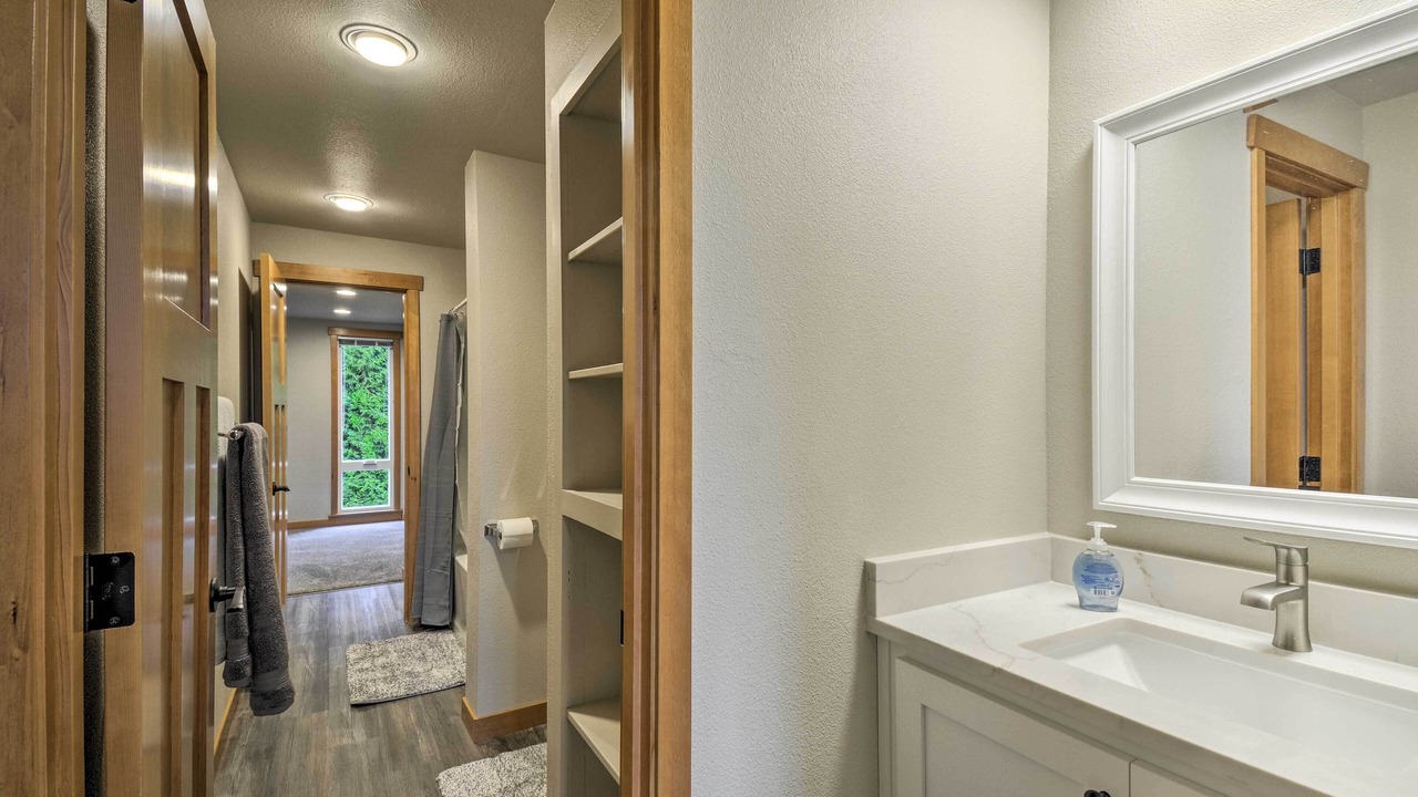 Photo of Others in Edgewood