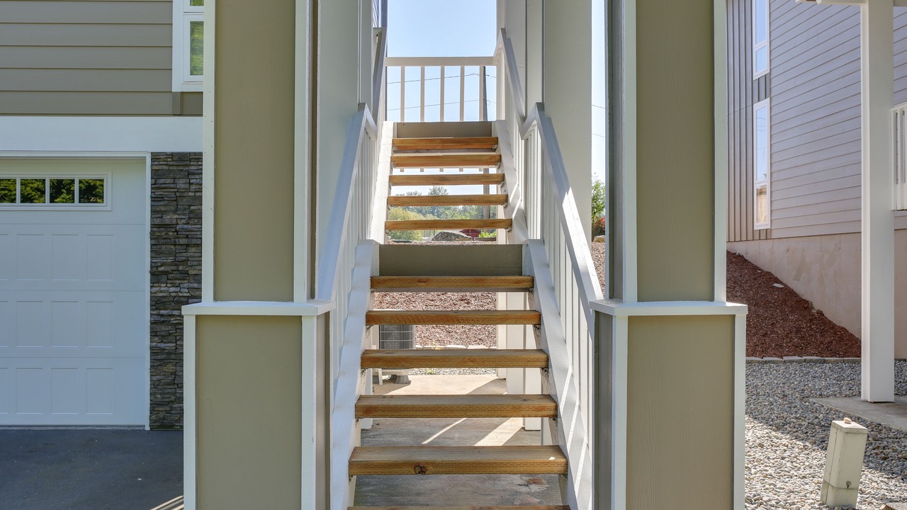 Photo of Outdoor in Edgewood