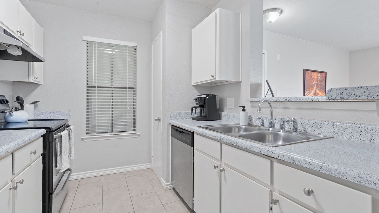 Photo of Kitchen in East Riverside - Oltorf