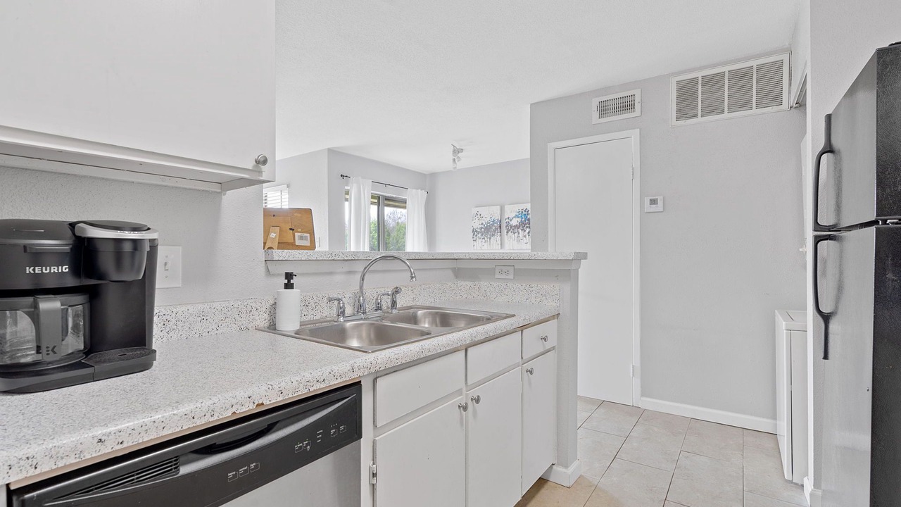 Photo of Kitchen in East Riverside - Oltorf