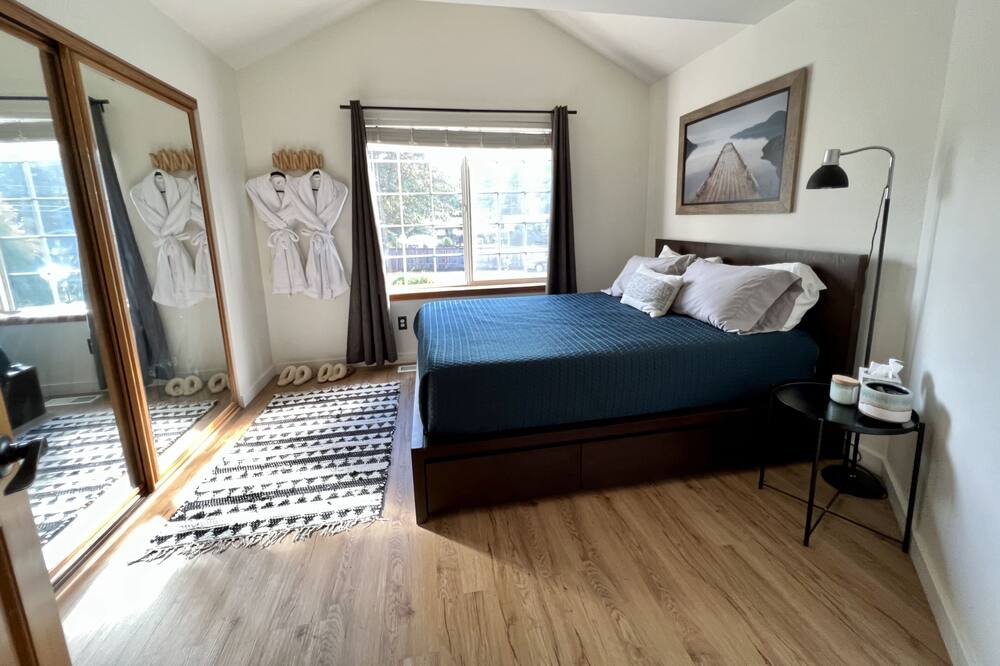 Photo of Bedroom in Riverbend