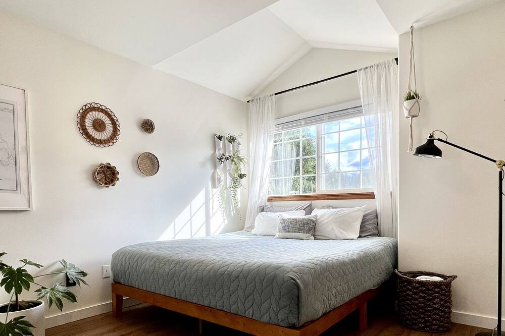 Photo of Bedroom in Riverbend