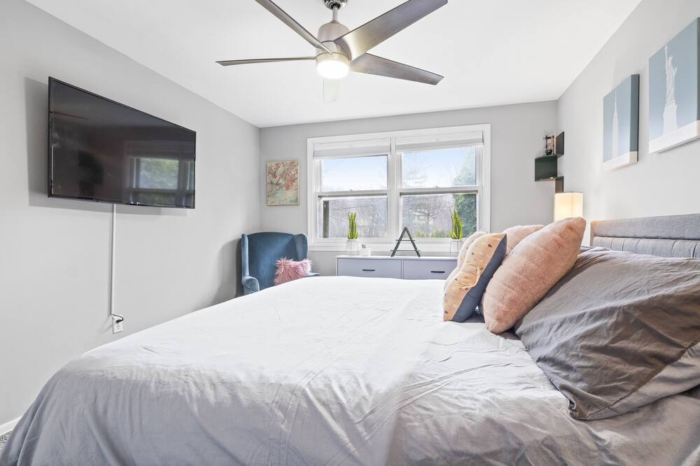 Photo of Bedroom in Fairport