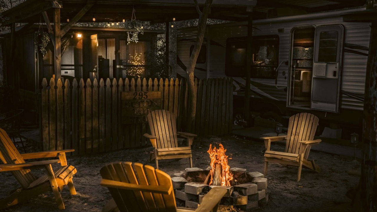 Photo of Outdoor in Flint
