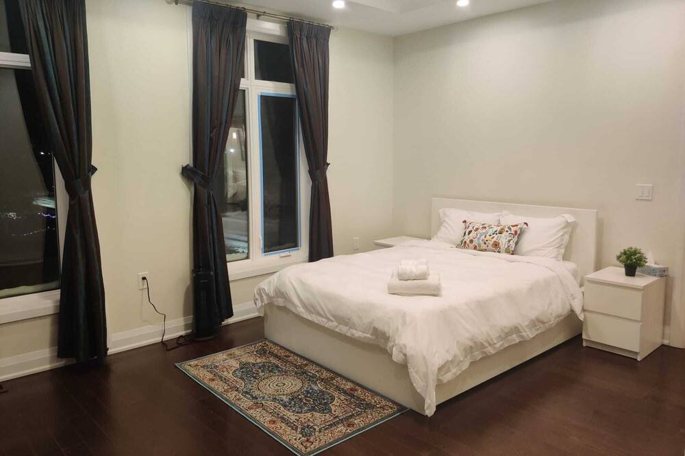 Photo of Bedroom in Pickering
