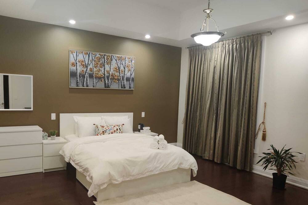 Photo of Bedroom in Pickering