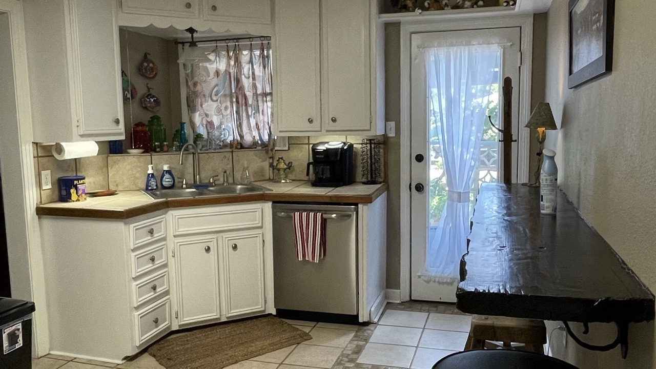 Photo of Kitchen in Landon Branch