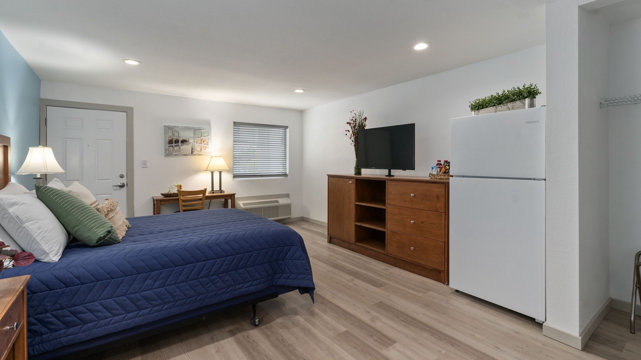 Photo of Bedroom in Gun Barrel City