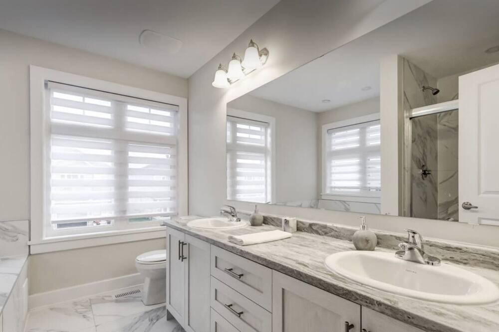 Photo of Bathroom in Carleton Place