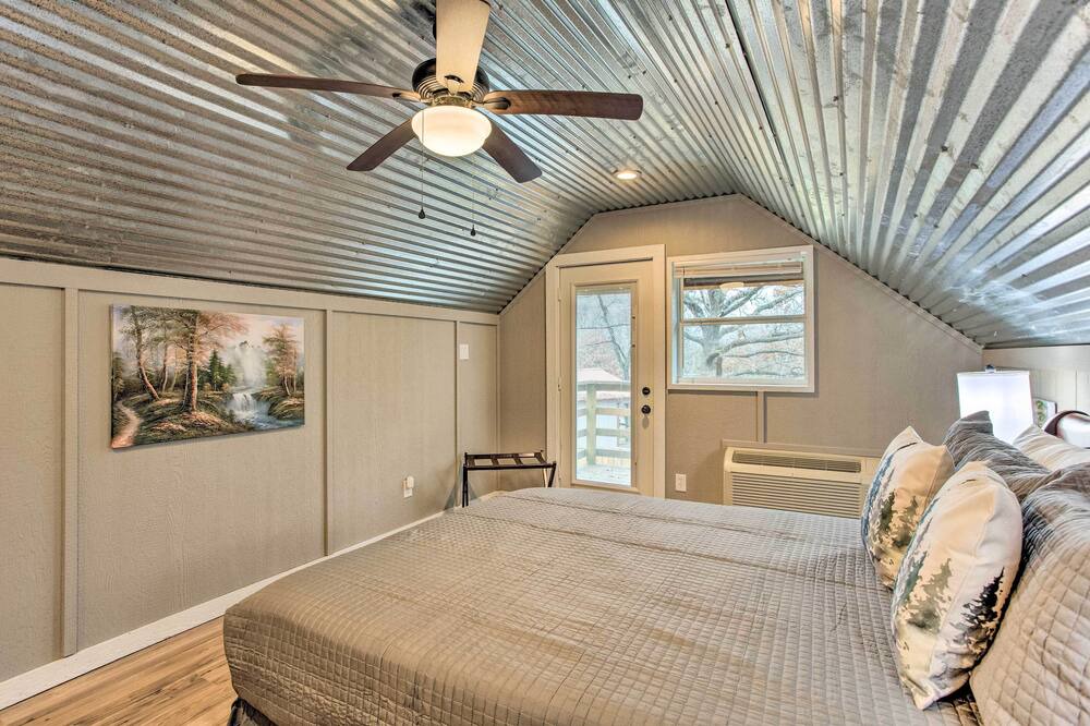 Photo of Bedroom in Gordonville