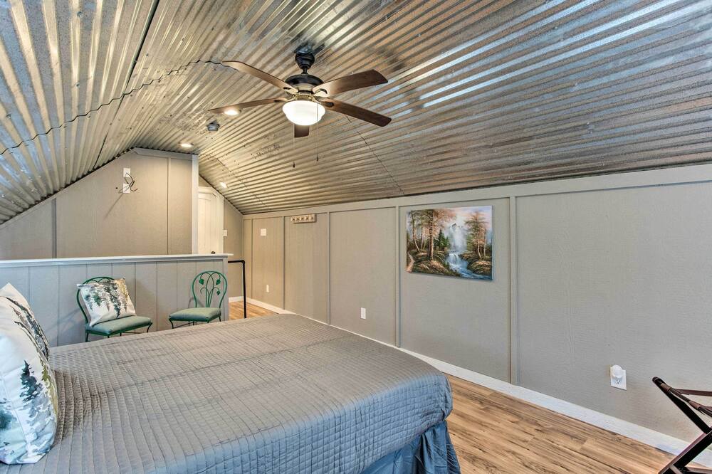 Photo of Bedroom in Gordonville