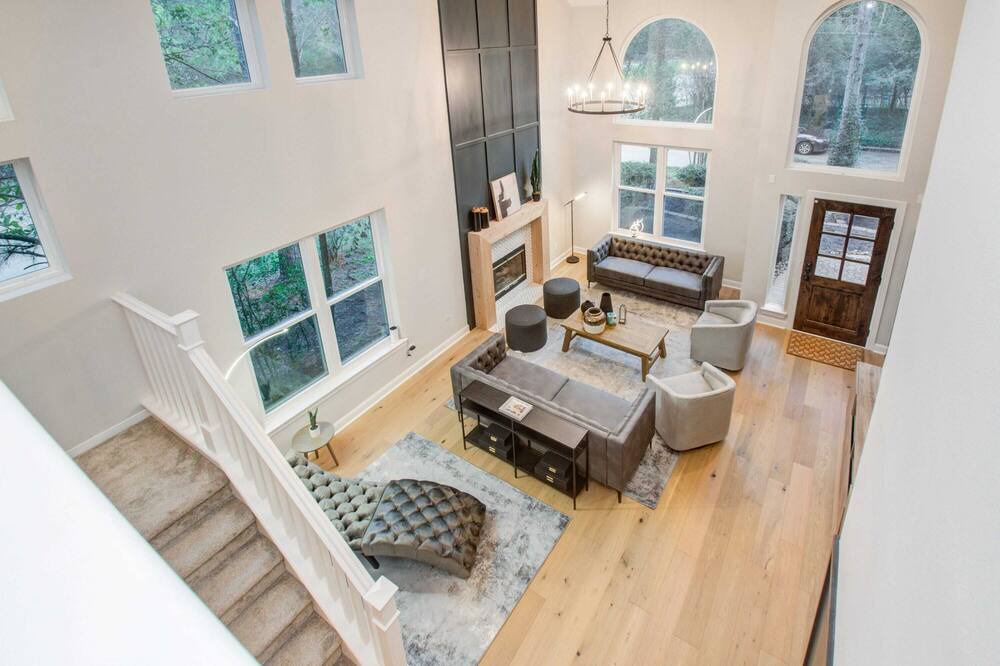 Photo of Bedroom in Alden Bridge
