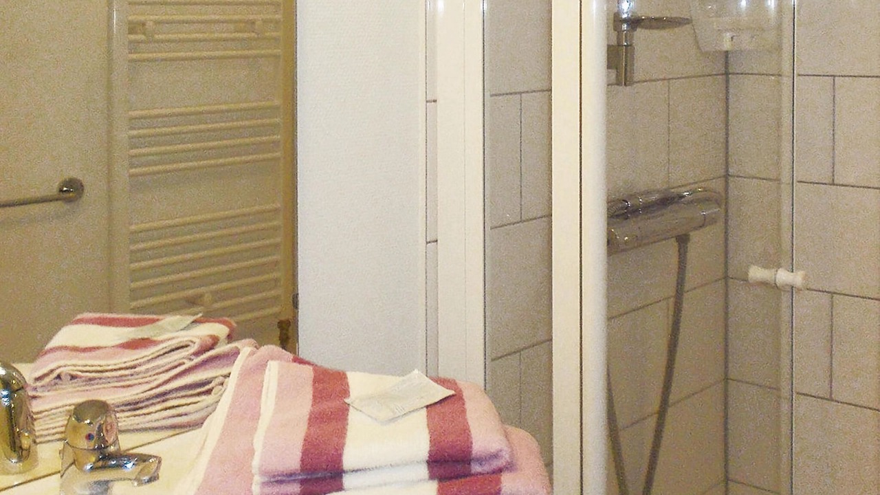 Photo of Bathroom in Saales