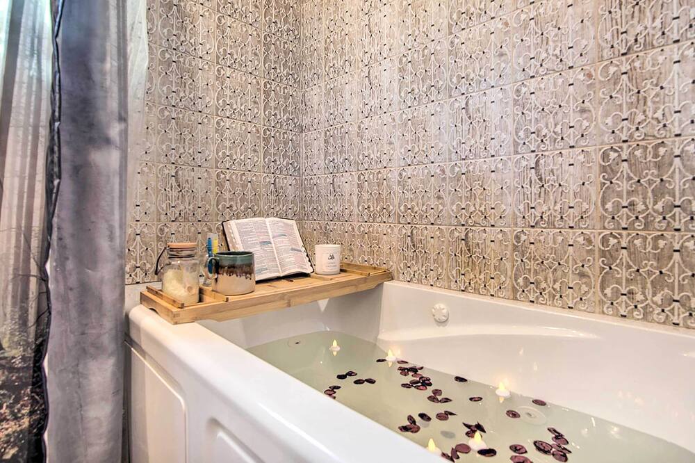 Photo of Bathroom in Centerville