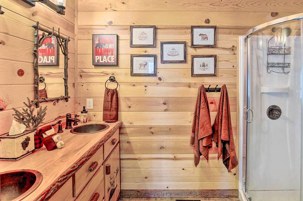 Photo of Bathroom in Centerville