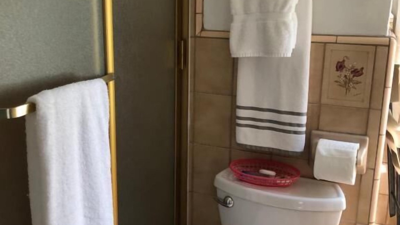 Photo of Bathroom in Sunset Park