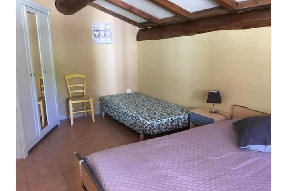 Photo of Bedroom in Mornans