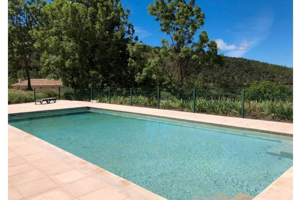 Photo of Outdoor in Mornans