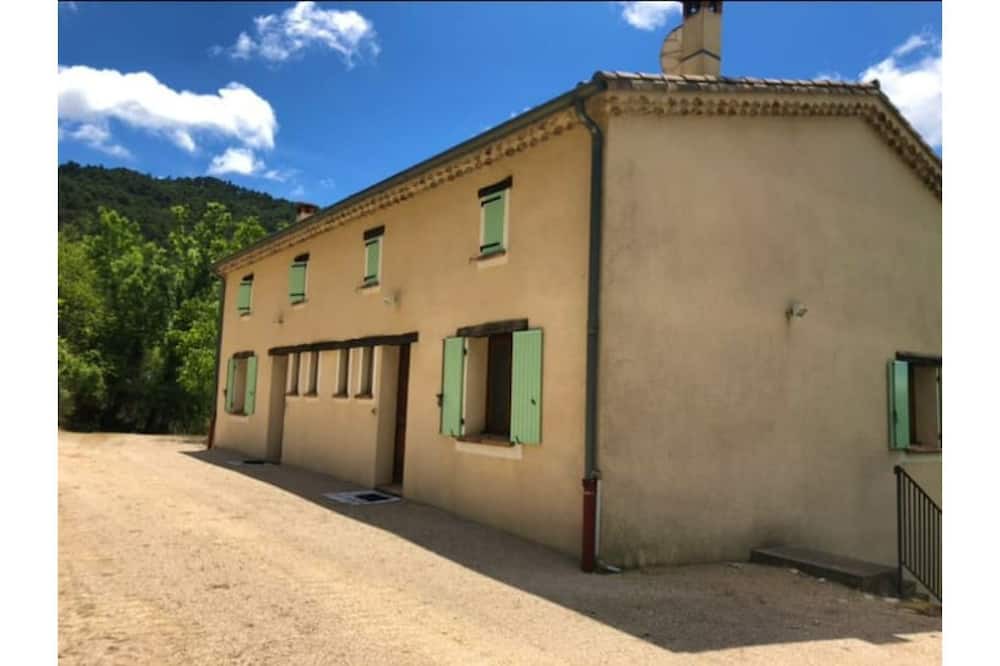 Photo of Outdoor in Mornans