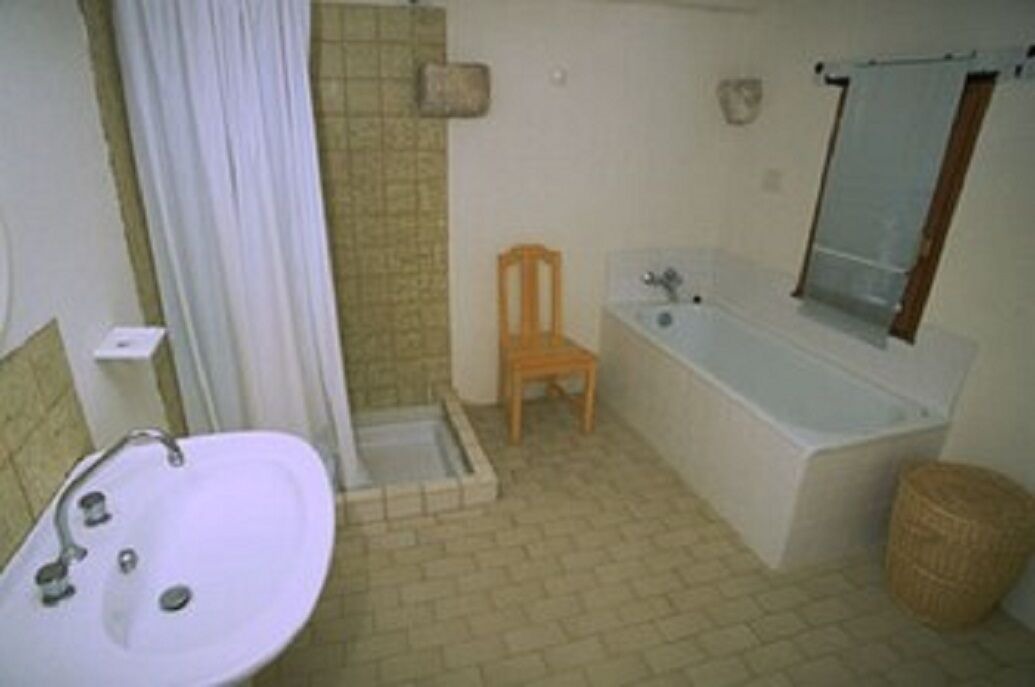 Photo of Others in Monmadales