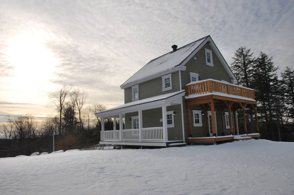 Photo of Outdoor in Brownsburg-Chatham