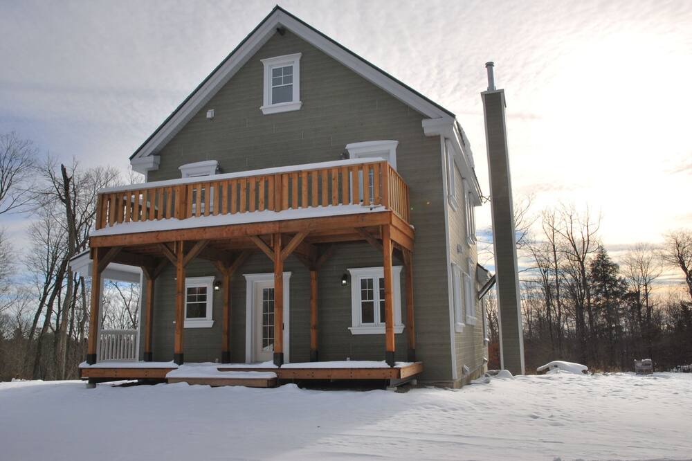 Photo of Outdoor in Brownsburg-Chatham