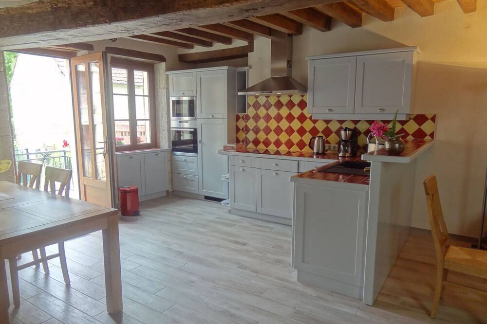 Photo of Kitchen in Herry