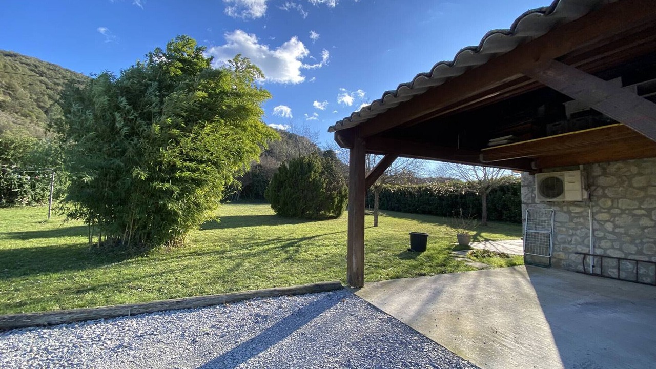 Photo of Outdoor in Saint-Alban-sous-Sampzon