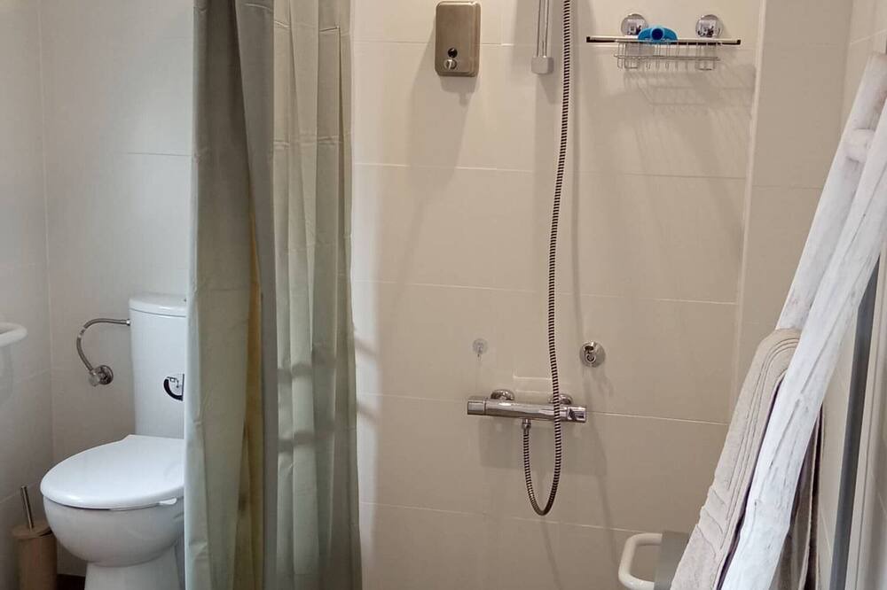 Photo of Bathroom in Noyers