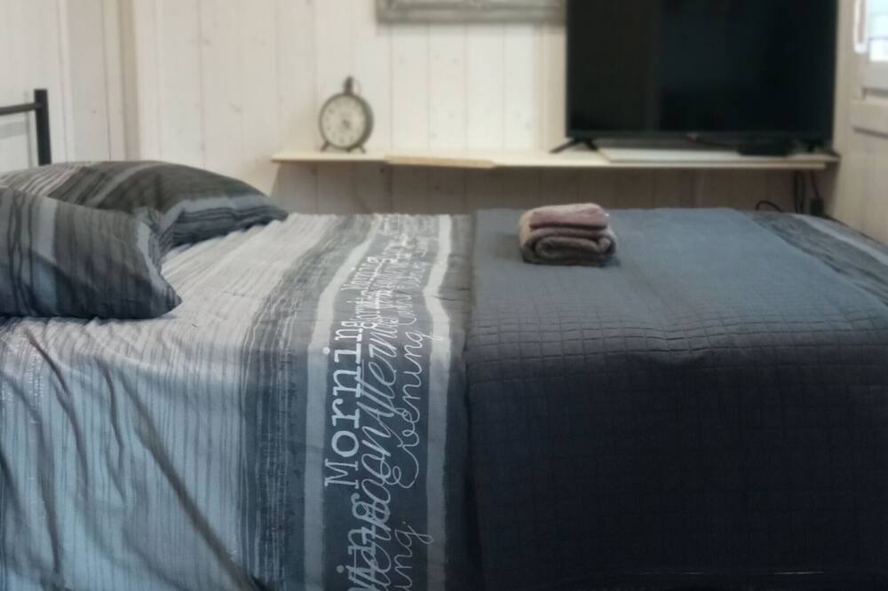 Photo of Bedroom in Noyers
