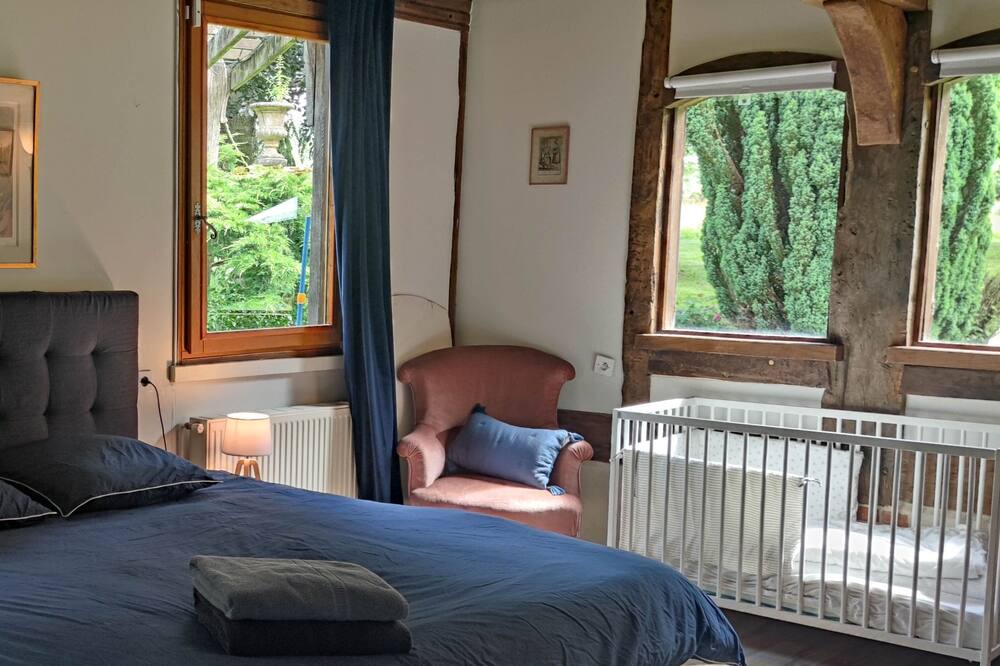 Photo of Bedroom in Saint-Christophe-sur-Conde