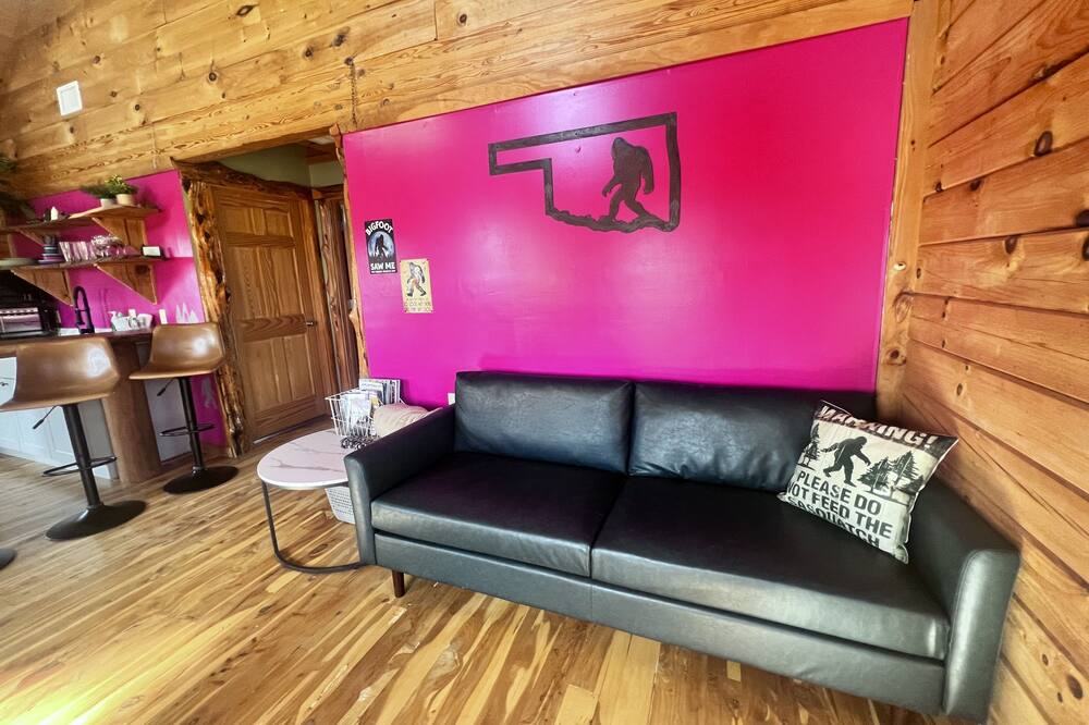 Photo of Livingroom in Checotah