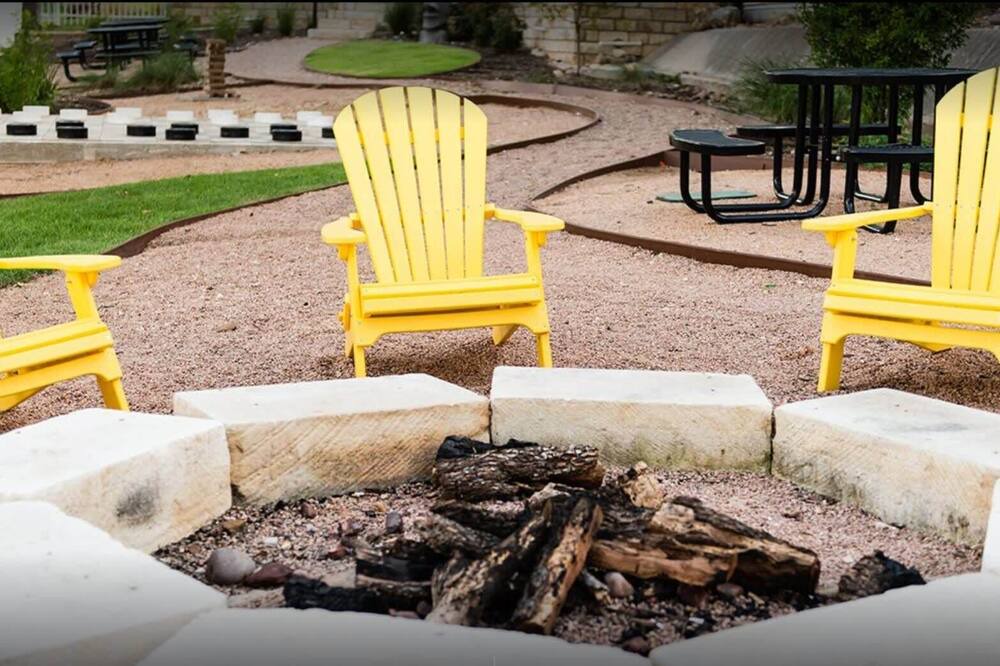 Photo of Outdoor in Pleasant Valley