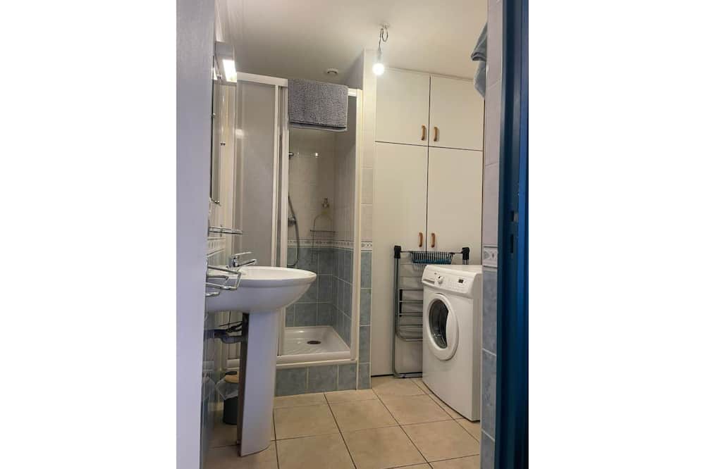 Photo of Bathroom in Saint-Pierre-de-Plesguen