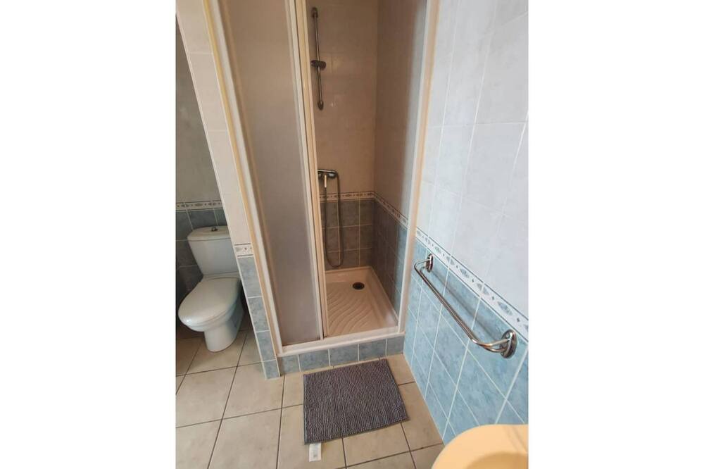 Photo of Bathroom in Saint-Pierre-de-Plesguen