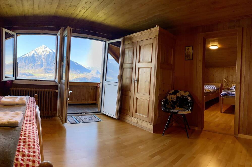 Photo of Bedroom in Sigriswil