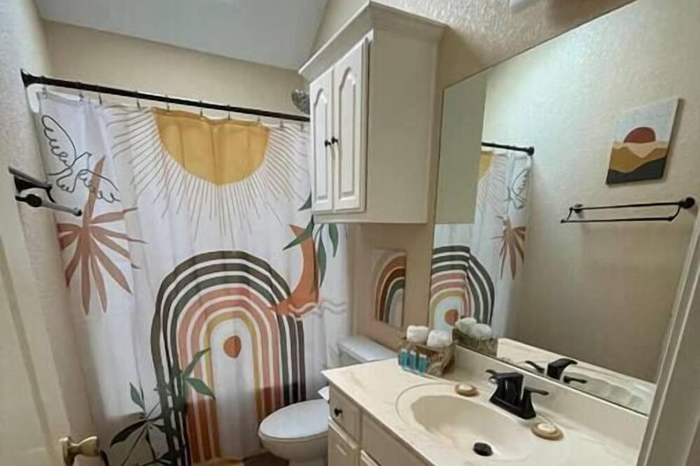 Photo of Bathroom in Bullard