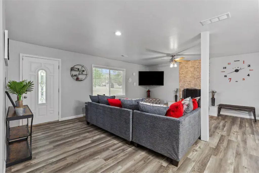 Photo of Livingroom in Berkeley