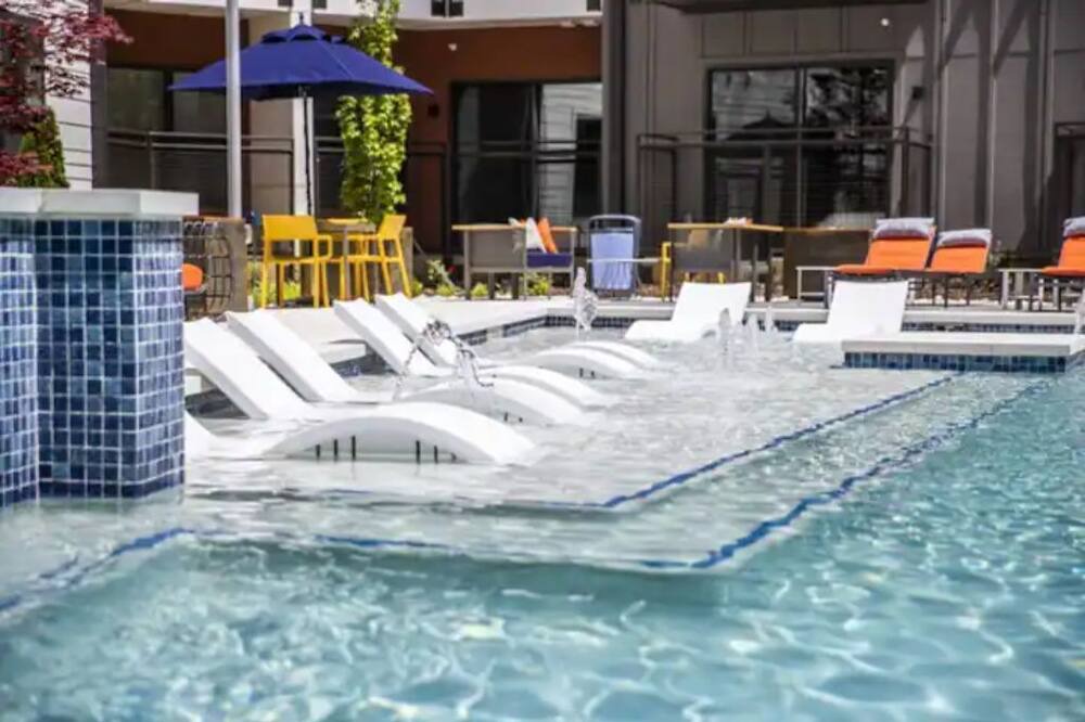 Photo of Outdoor in Edgewood