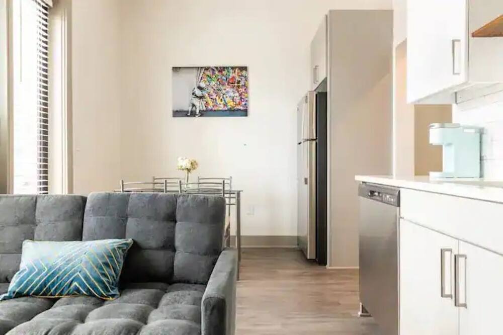 Photo of Others in Edgewood