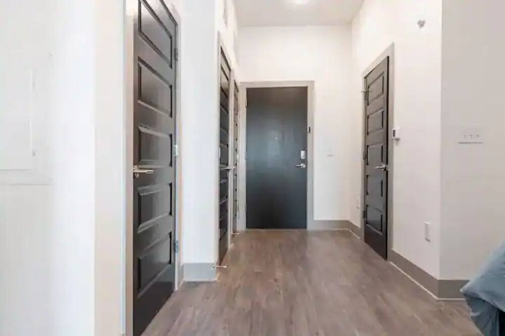 Photo of Others in Edgewood