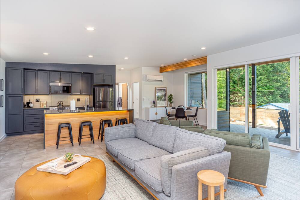 Photo of Livingroom in Marrowstone