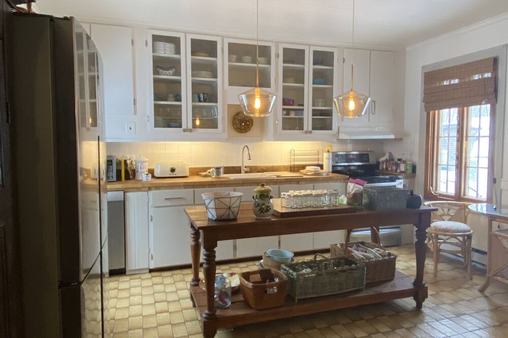 Photo of Kitchen in Saint-Laurent-de-l'ile d'Orleans