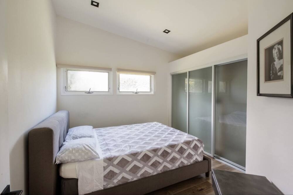 Photo of Bedroom in Melrose