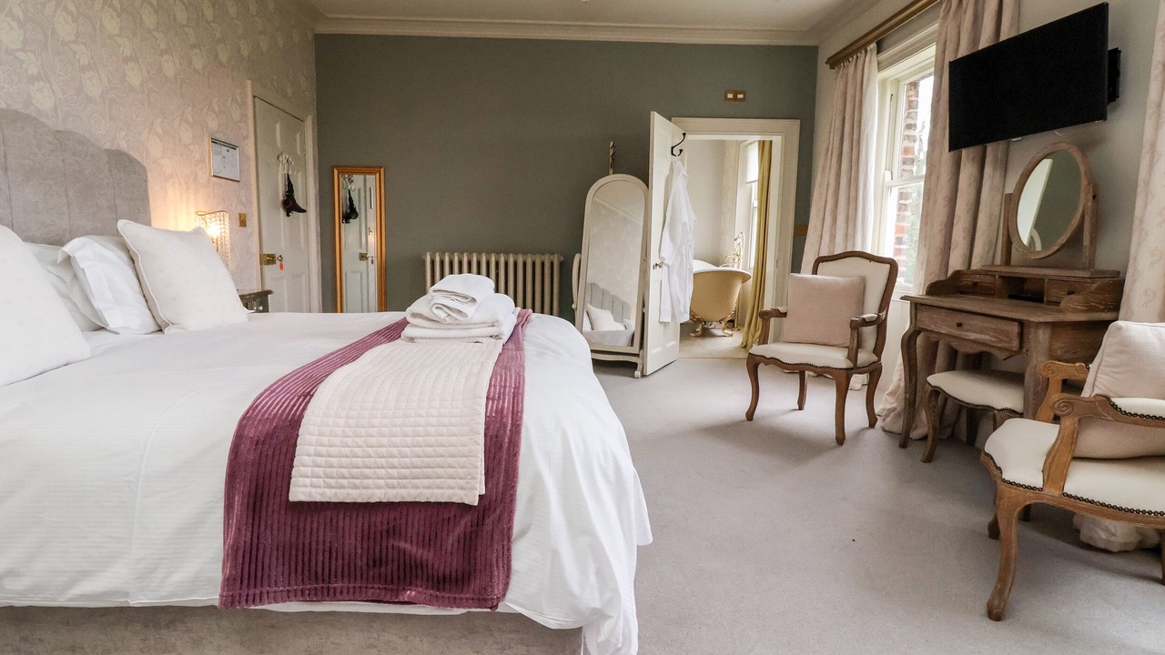 Photo of Others in Ryther