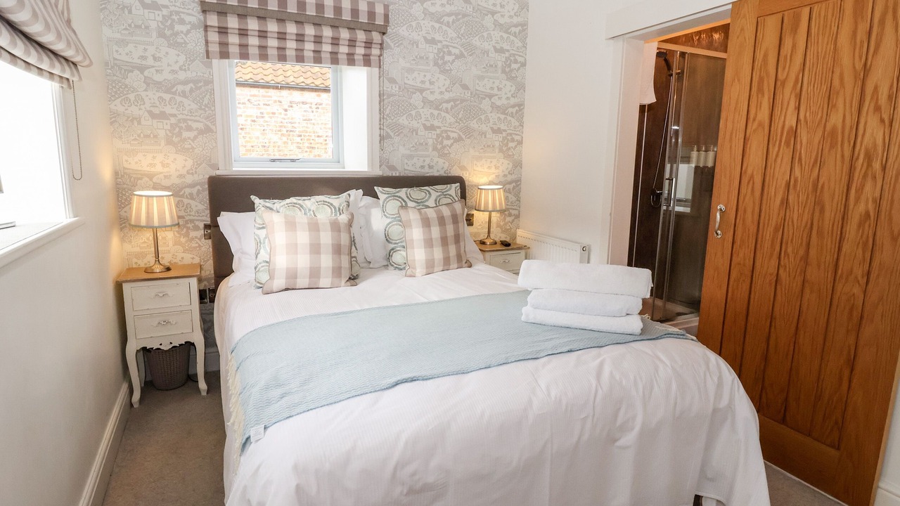 Photo of Others in Ryther